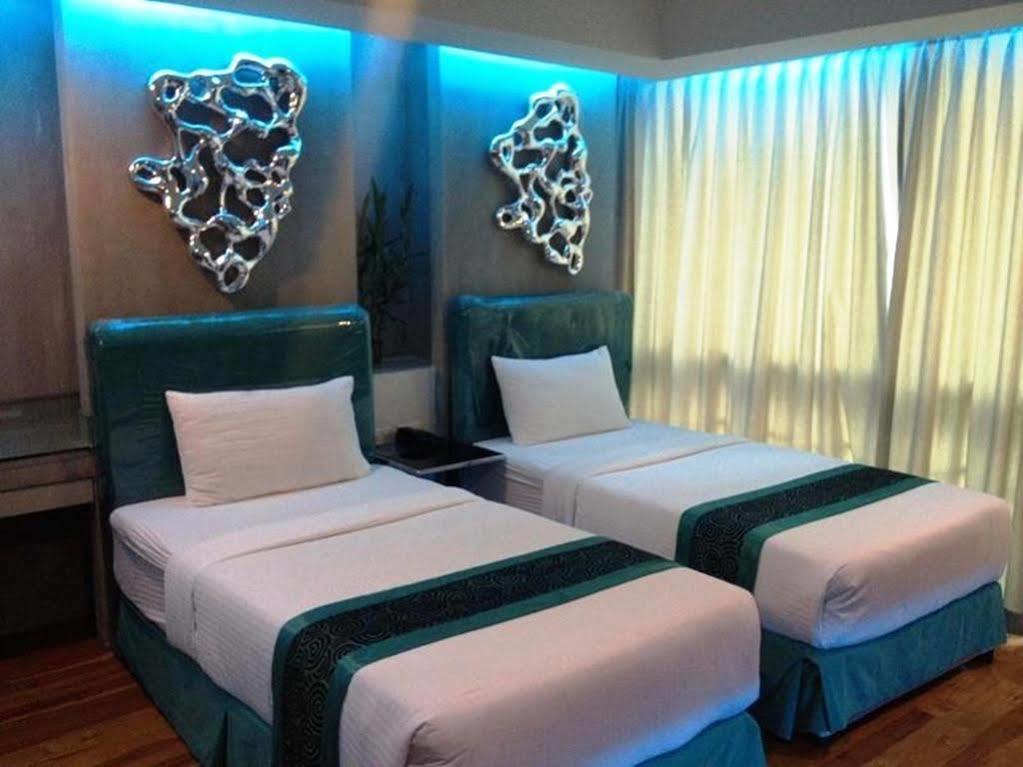 Blutique Hotel Bangkok Extérieur photo