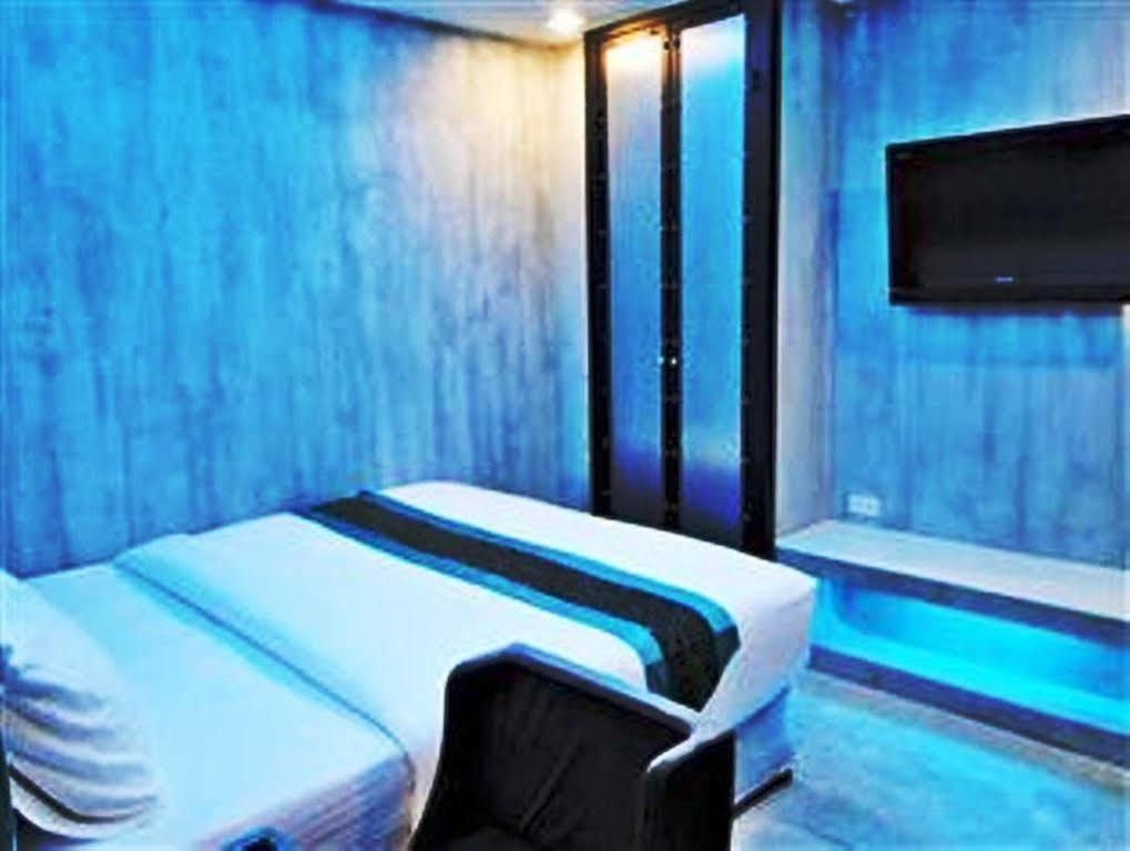 Blutique Hotel Bangkok Extérieur photo